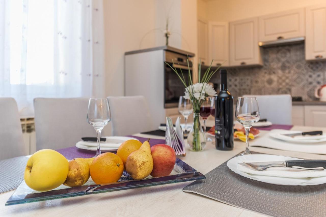 Holiday Home Tower With Private Pool, Sauna And Quads Smilcic Екстериор снимка