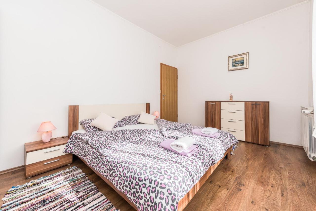 Holiday Home Tower With Private Pool, Sauna And Quads Smilcic Екстериор снимка