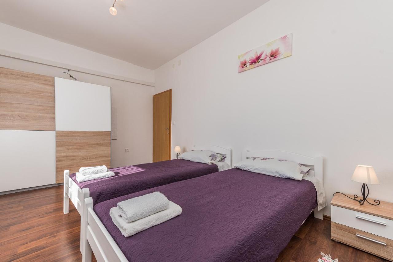 Holiday Home Tower With Private Pool, Sauna And Quads Smilcic Екстериор снимка